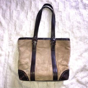 Coach Hampton suede bag. Vintage. Beautiful suede and leather.